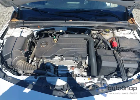 2018 Chevrolet Malibu Lt из США, поврежденный, VIN 1G1ZD5ST4JF236691